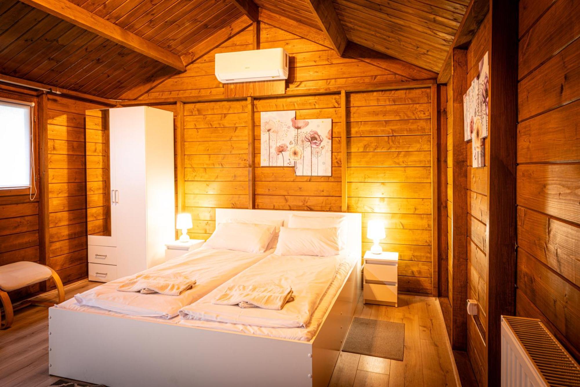 Agamim Hotel Mikołajki Kültér fotó
